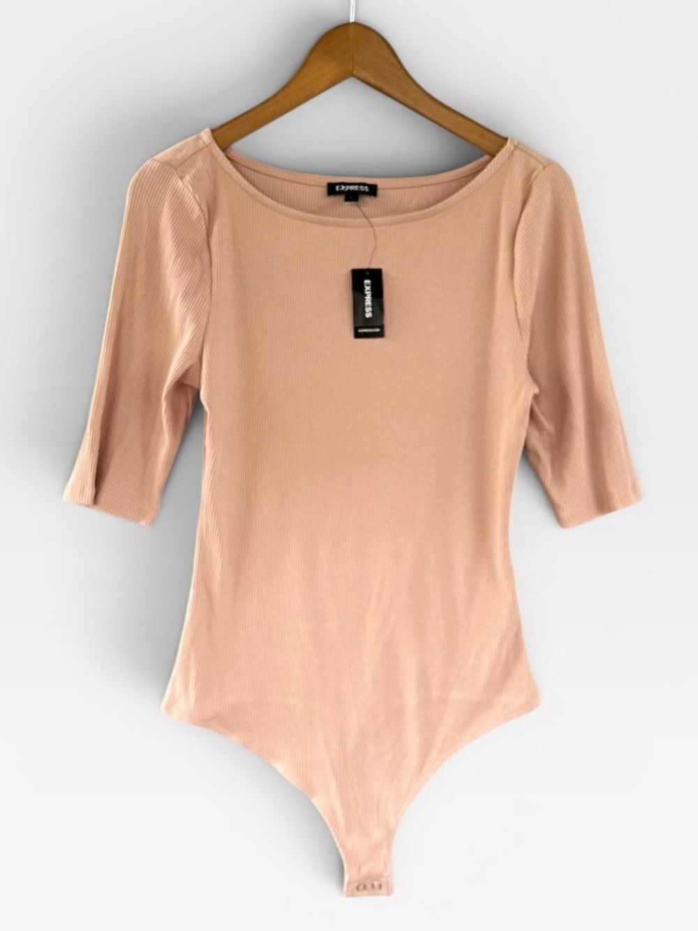🎉5 for $45🎉 NWT Express bodysuit top blouse size L